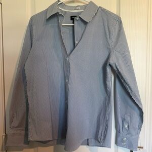 Liz Claiborne women’s blouse